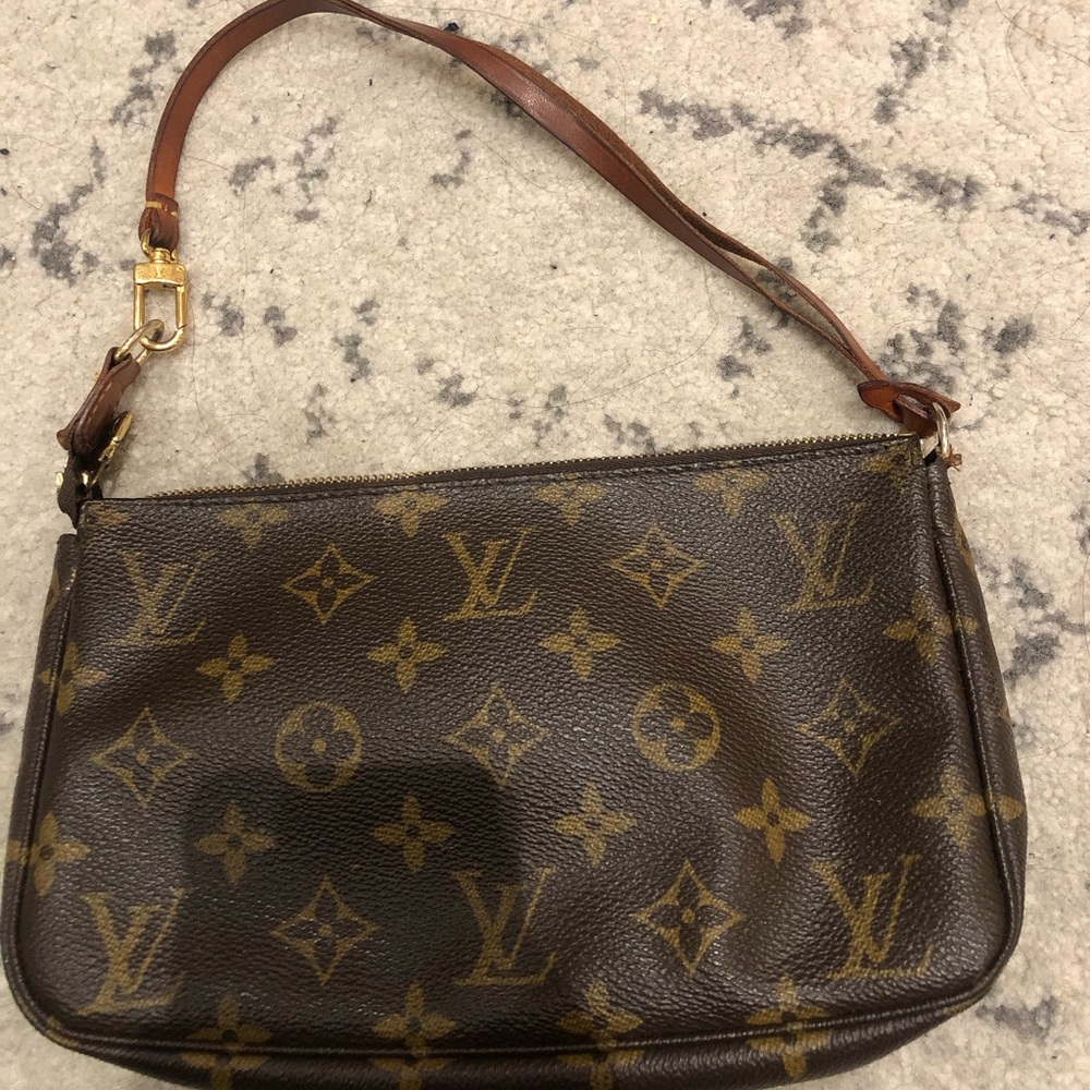 Authentic monogram Louis Vuitton pouch